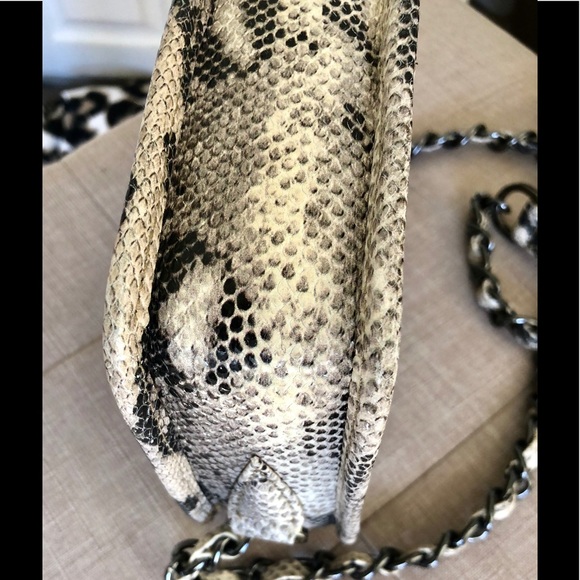 SOLD!!! Clear Kelly Wynne Black & Ivory  Snake - Picture 10 of 12